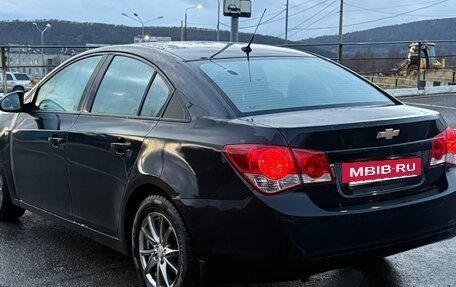 Chevrolet Cruze II, 2011 год, 570 000 рублей, 3 фотография