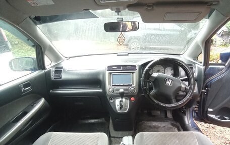 Honda Stream I рестайлинг, 2005 год, 550 000 рублей, 6 фотография