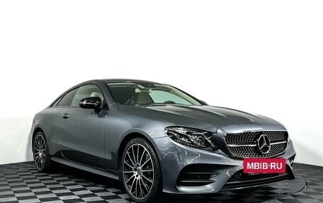 Mercedes-Benz E-Класс, 2019 год, 5 562 000 рублей, 3 фотография