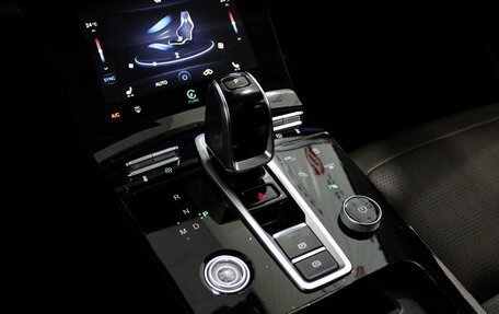 Chery Tiggo 8 Pro, 2022 год, 2 299 000 рублей, 11 фотография