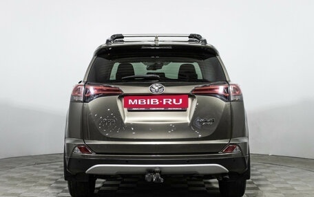 Toyota RAV4, 2018 год, 2 089 898 рублей, 6 фотография