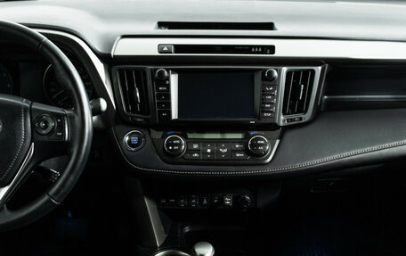 Toyota RAV4, 2018 год, 2 089 898 рублей, 14 фотография