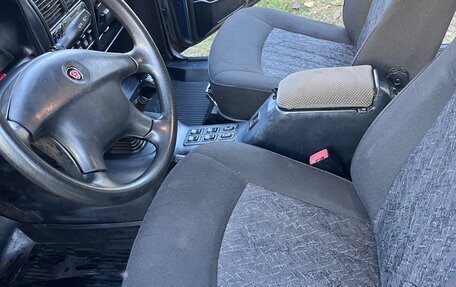 ГАЗ 31105 «Волга», 2005 год, 150 000 рублей, 11 фотография