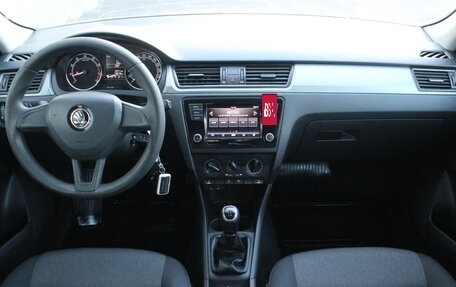 Skoda Rapid I, 2018 год, 930 000 рублей, 15 фотография