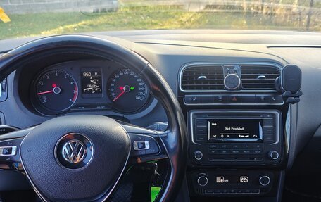 Volkswagen Polo VI (EU Market), 2017 год, 1 200 000 рублей, 9 фотография