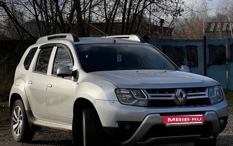 Renault Duster I рестайлинг, 2017 год, 1 100 000 рублей, 2 фотография