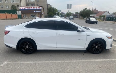 Chevrolet Malibu IX, 2019 год, 1 550 000 рублей, 2 фотография