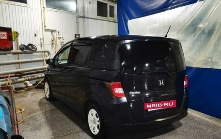 Honda Freed I, 2010 год, 920 000 рублей, 2 фотография
