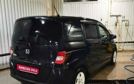 Honda Freed I, 2010 год, 920 000 рублей, 3 фотография