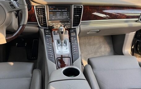 Porsche Panamera II рестайлинг, 2012 год, 3 600 000 рублей, 19 фотография