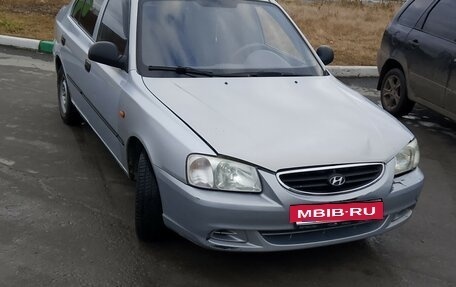 Hyundai Accent III, 2010 год, 320 000 рублей, 2 фотография