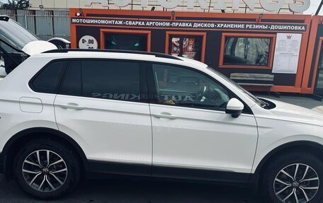 Volkswagen Tiguan II, 2021 год, 3 100 000 рублей, 2 фотография