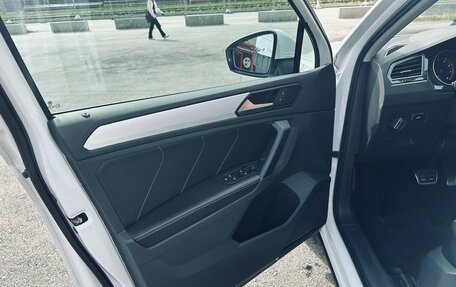 Volkswagen Tiguan II, 2021 год, 3 100 000 рублей, 10 фотография