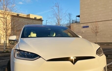 Tesla Model X I, 2018 год, 4 160 000 рублей, 2 фотография