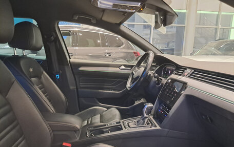 Volkswagen Passat B8 рестайлинг, 2019 год, 3 499 000 рублей, 15 фотография