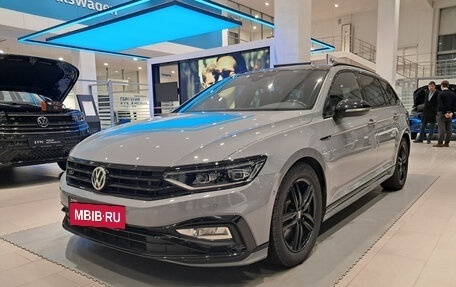 Volkswagen Passat B8 рестайлинг, 2019 год, 3 499 000 рублей, 5 фотография