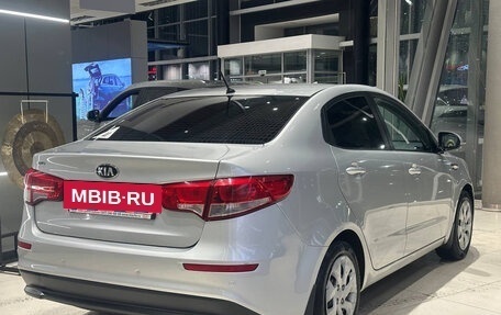 KIA Rio III рестайлинг, 2015 год, 975 000 рублей, 5 фотография