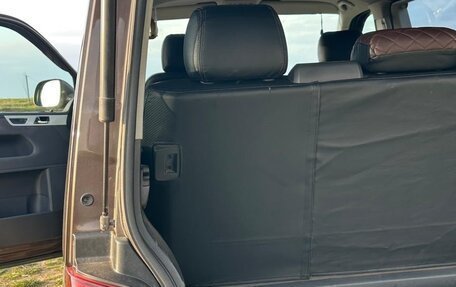 Volkswagen Multivan T5, 2013 год, 2 450 000 рублей, 4 фотография