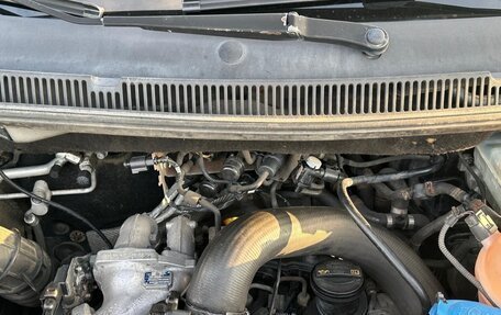 Volkswagen Multivan T5, 2013 год, 2 450 000 рублей, 15 фотография