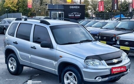 Chevrolet Niva I рестайлинг, 2011 год, 479 000 рублей, 3 фотография