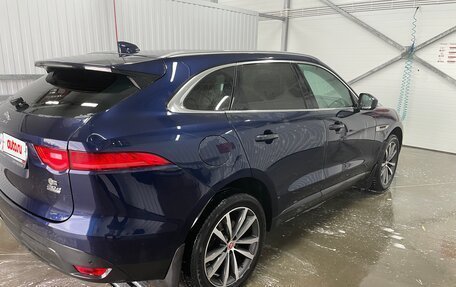 Jaguar F-Pace, 2017 год, 2 500 000 рублей, 5 фотография