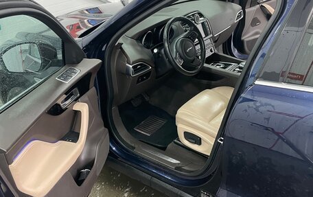 Jaguar F-Pace, 2017 год, 2 500 000 рублей, 9 фотография