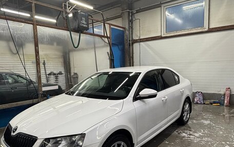 Skoda Octavia, 2014 год, 1 270 000 рублей, 2 фотография
