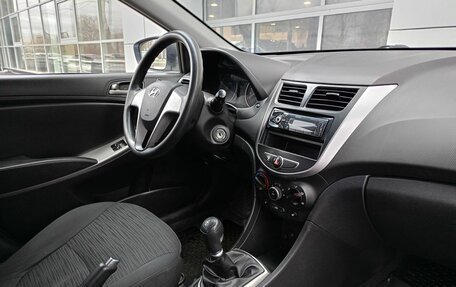 Hyundai Solaris II рестайлинг, 2015 год, 665 000 рублей, 6 фотография