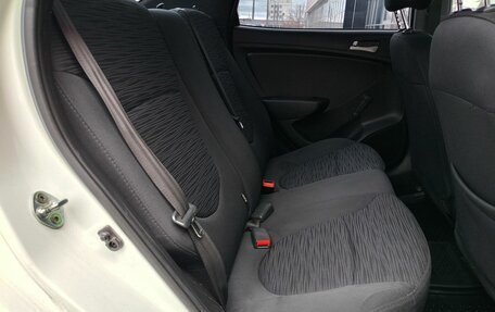 Hyundai Solaris II рестайлинг, 2015 год, 665 000 рублей, 15 фотография