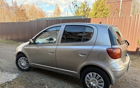 Toyota Vitz, 2002 год, 315 000 рублей, 3 фотография