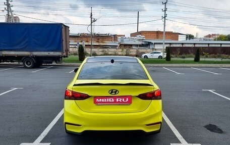 Hyundai Solaris II рестайлинг, 2019 год, 1 300 000 рублей, 4 фотография