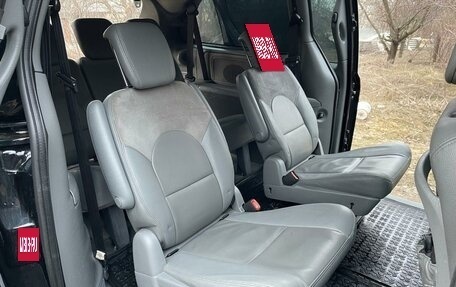 Chrysler Voyager IV, 2005 год, 900 000 рублей, 13 фотография