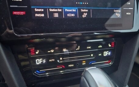 Volkswagen Passat B8 рестайлинг, 2022 год, 2 650 000 рублей, 16 фотография
