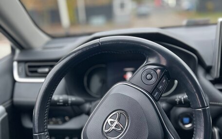 Toyota RAV4, 2020 год, 3 490 000 рублей, 8 фотография