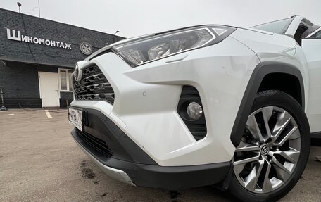 Toyota RAV4, 2020 год, 3 490 000 рублей, 18 фотография