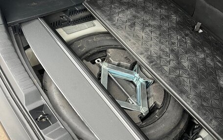 Toyota RAV4, 2020 год, 3 490 000 рублей, 21 фотография