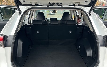 Toyota RAV4, 2020 год, 3 490 000 рублей, 22 фотография