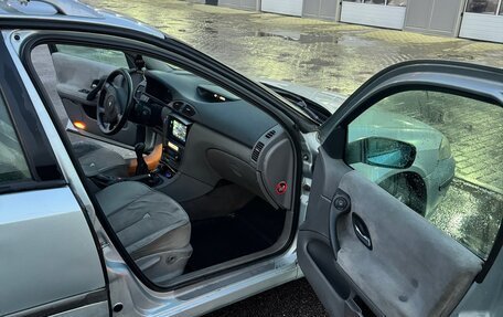 Renault Laguna II, 2001 год, 200 000 рублей, 8 фотография