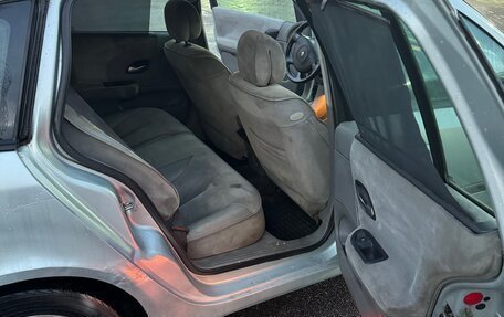 Renault Laguna II, 2001 год, 200 000 рублей, 7 фотография