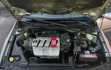 Renault Laguna II, 2001 год, 200 000 рублей, 14 фотография