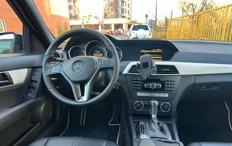 Mercedes-Benz C-Класс, 2012 год, 1 180 000 рублей, 4 фотография