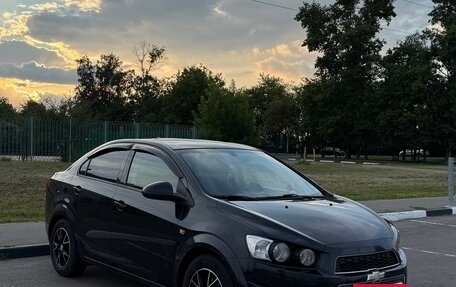Chevrolet Aveo III, 2014 год, 830 000 рублей, 2 фотография