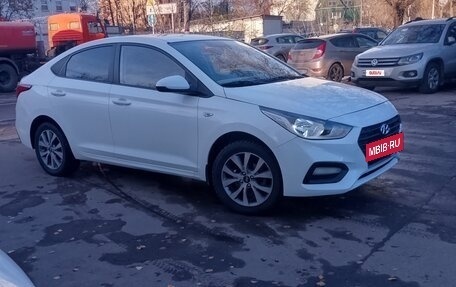 Hyundai Solaris II рестайлинг, 2019 год, 840 000 рублей, 8 фотография