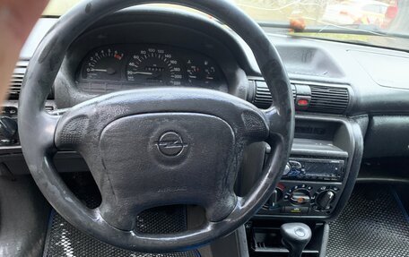 Opel Astra F, 1995 год, 125 000 рублей, 7 фотография