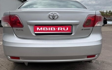Toyota Avensis III рестайлинг, 2009 год, 930 000 рублей, 3 фотография