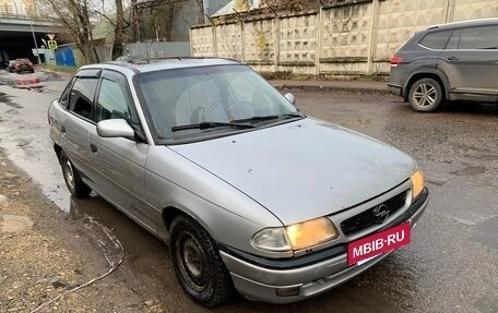 Opel Astra F, 1995 год, 125 000 рублей, 2 фотография