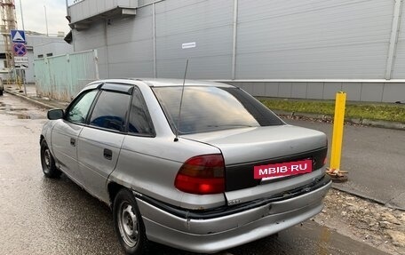 Opel Astra F, 1995 год, 125 000 рублей, 5 фотография