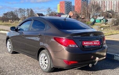 Hyundai Solaris II рестайлинг, 2016 год, 690 000 рублей, 3 фотография