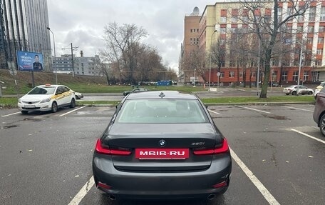 BMW 3 серия, 2021 год, 3 000 000 рублей, 15 фотография