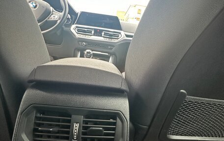 BMW 3 серия, 2021 год, 3 000 000 рублей, 36 фотография